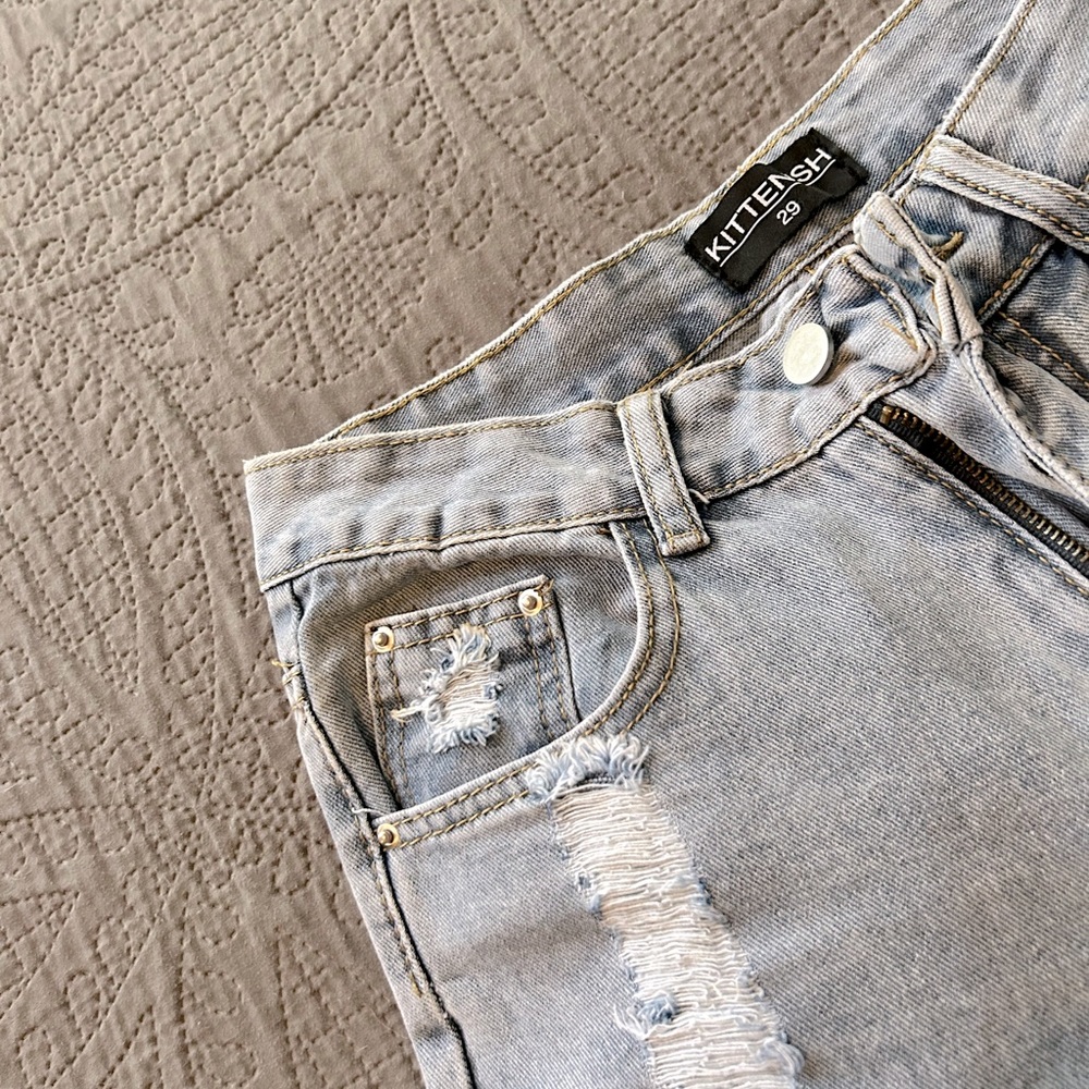 Straight leg Jeans